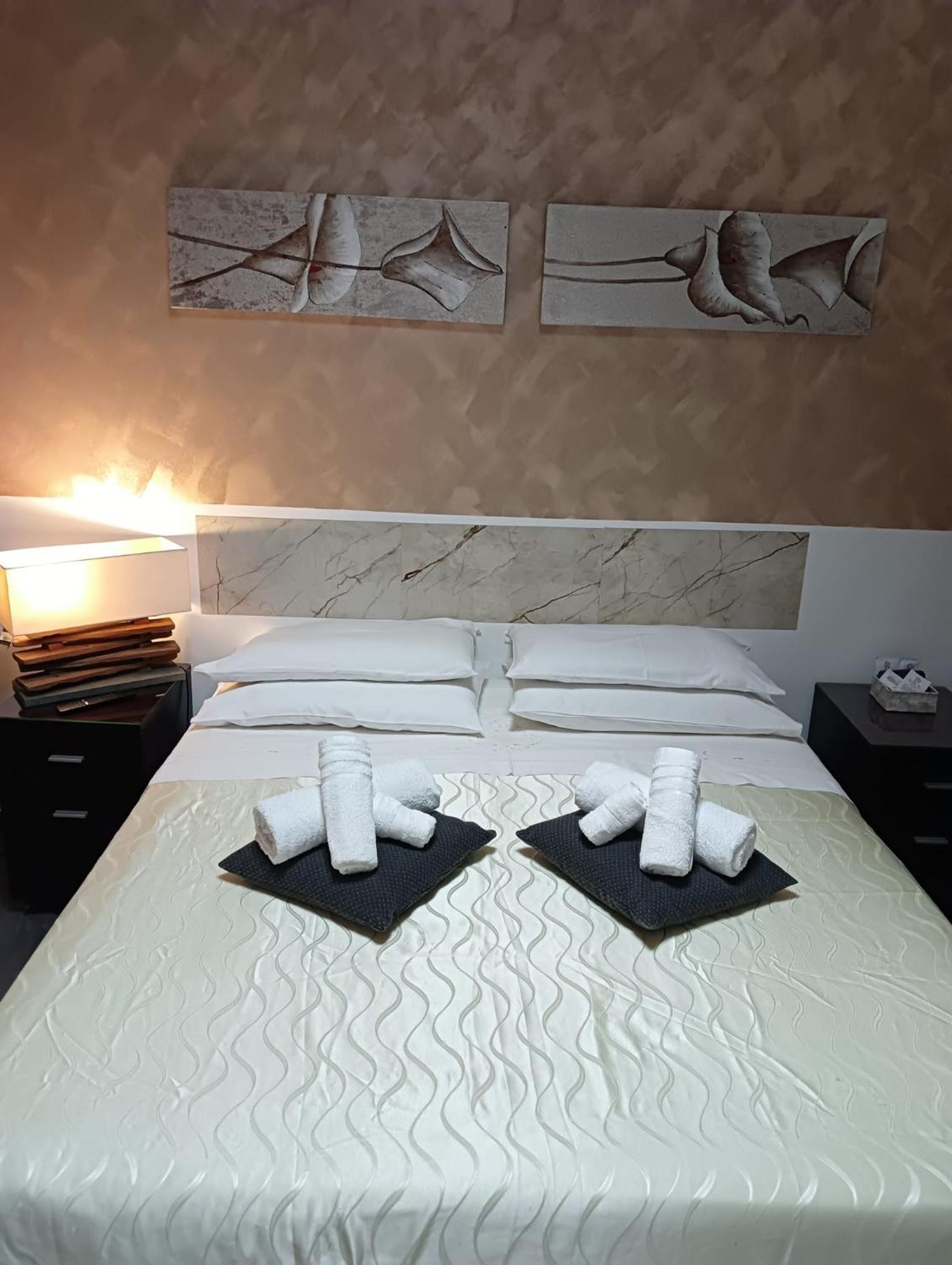 Casa Al Porto Bed & Breakfast ปอร์โตตอร์เรส ภายนอก รูปภาพ